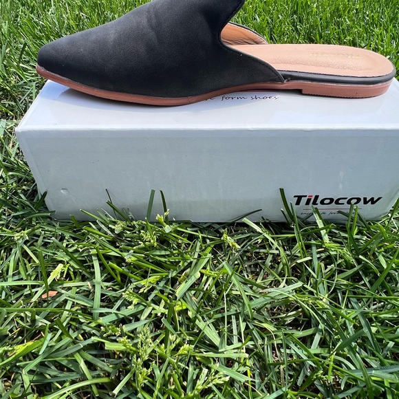 Brand New Women’s Black Tilocow Mules-Size 9.5 - Picture 2 of 3